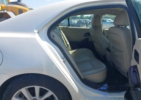 2013 Chevrolet Malibu 2Lt from USA, damaged, VIN 1G11E5SA2DF173930